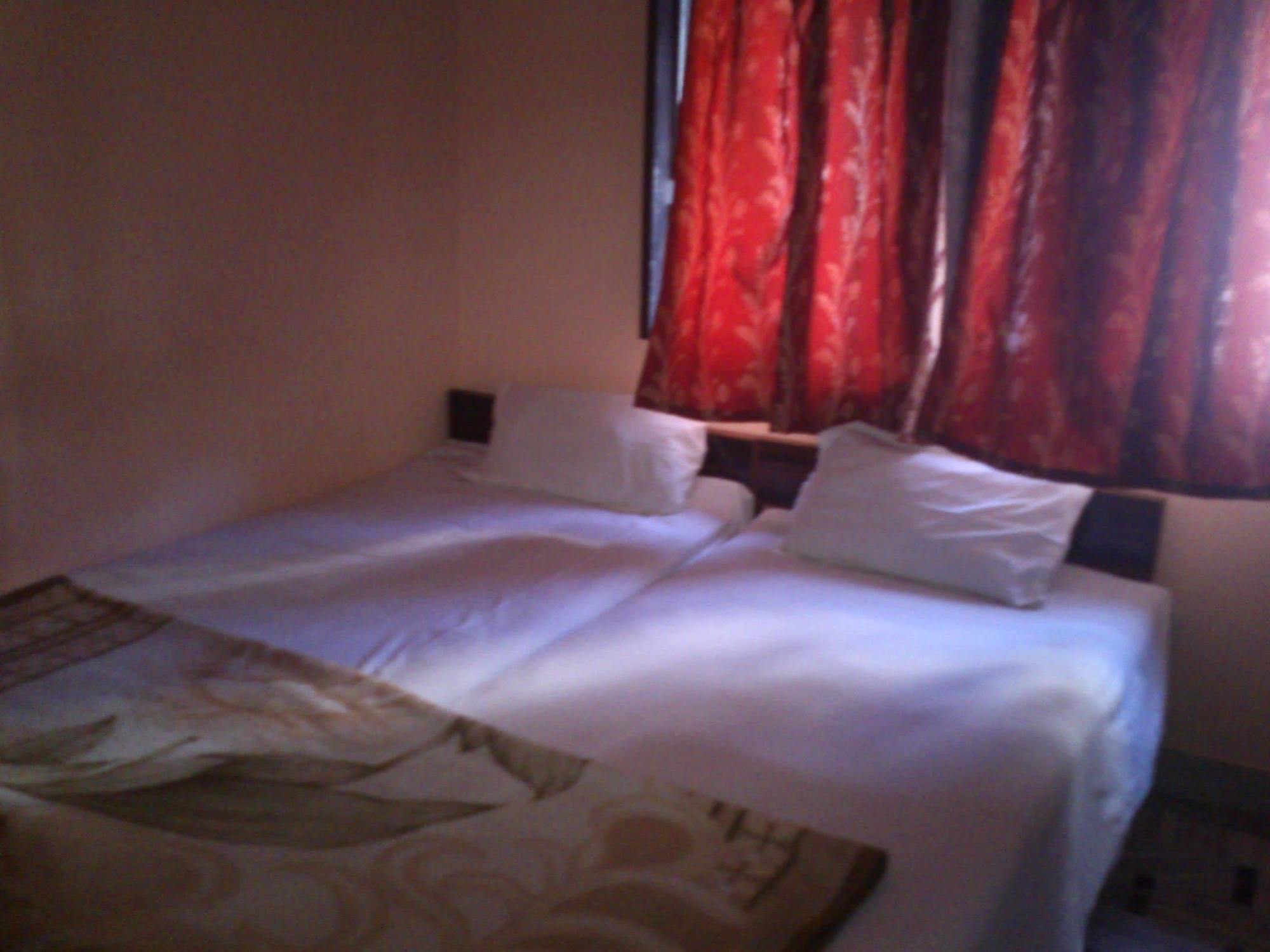 Elvis Guest House Varanasi Exteriör bild
